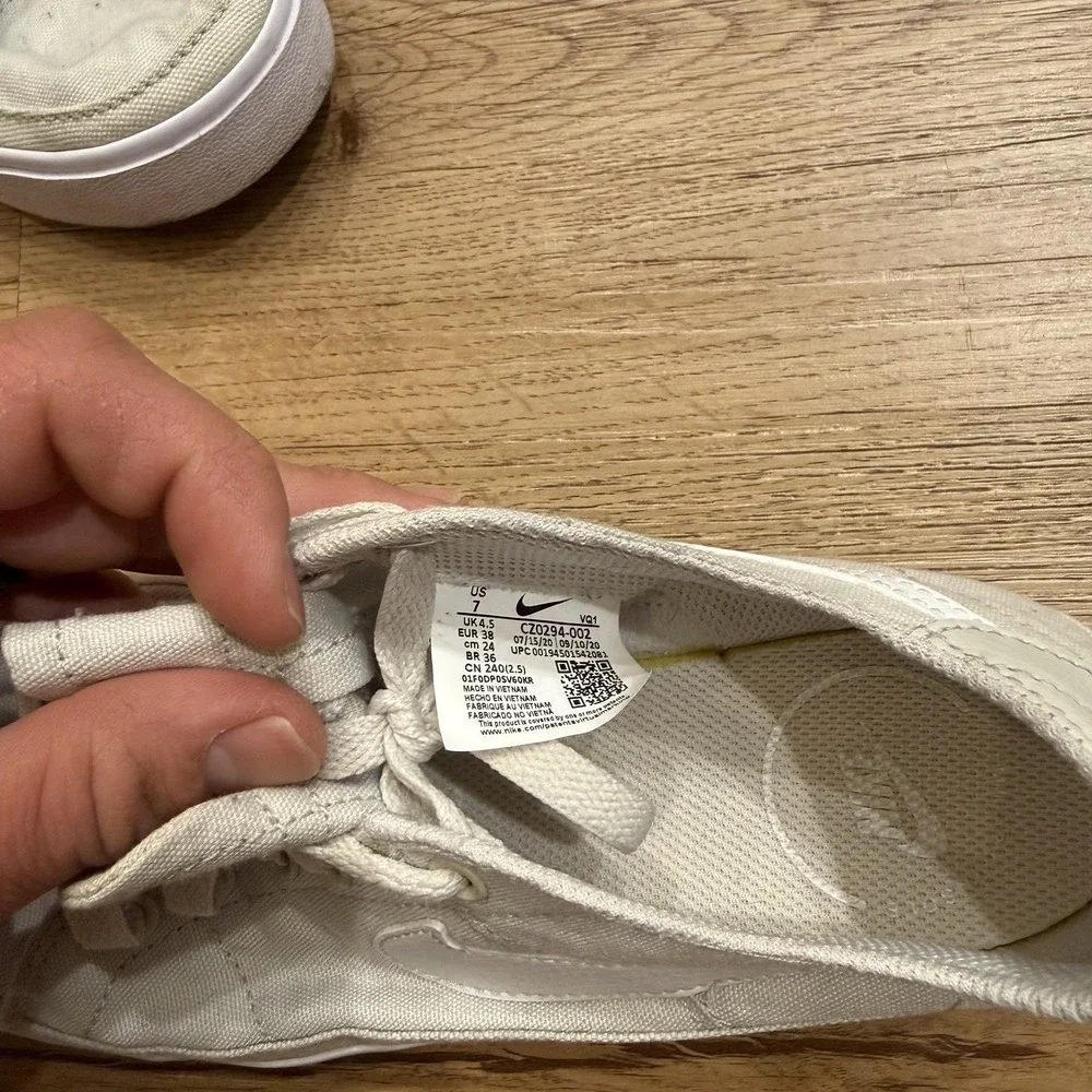Nike Court Legacy Canvas Size 7 Off-White‎ Canvas Sneakers